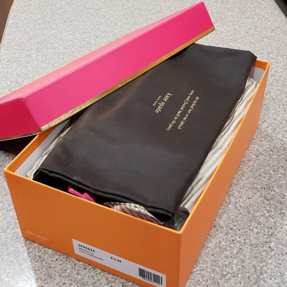 Kate Spade New York Priscilla Pump - Picture 5 of 11